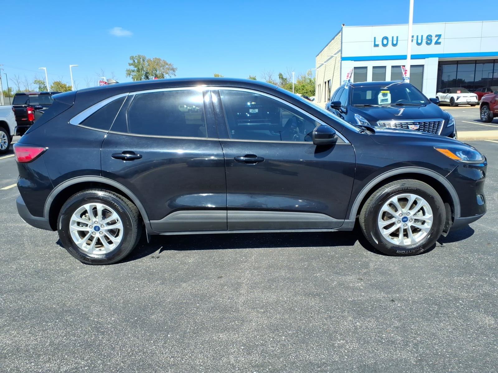 Used 2020 Ford Escape SE FWD image 27