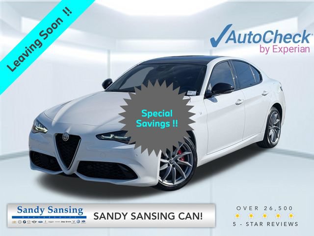 Used 2024 Alfa Romeo Giulia Ti AWD/4WD image 1