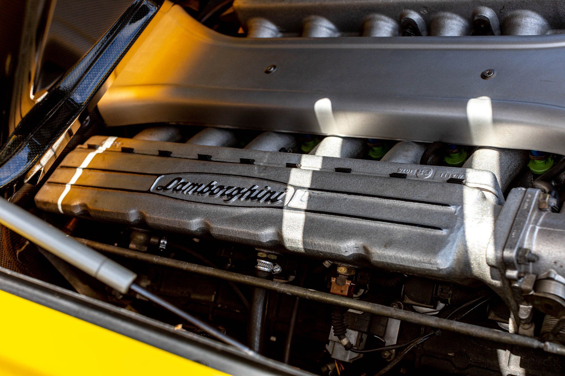 Used 2001 Lamborghini Diablo VT image 86