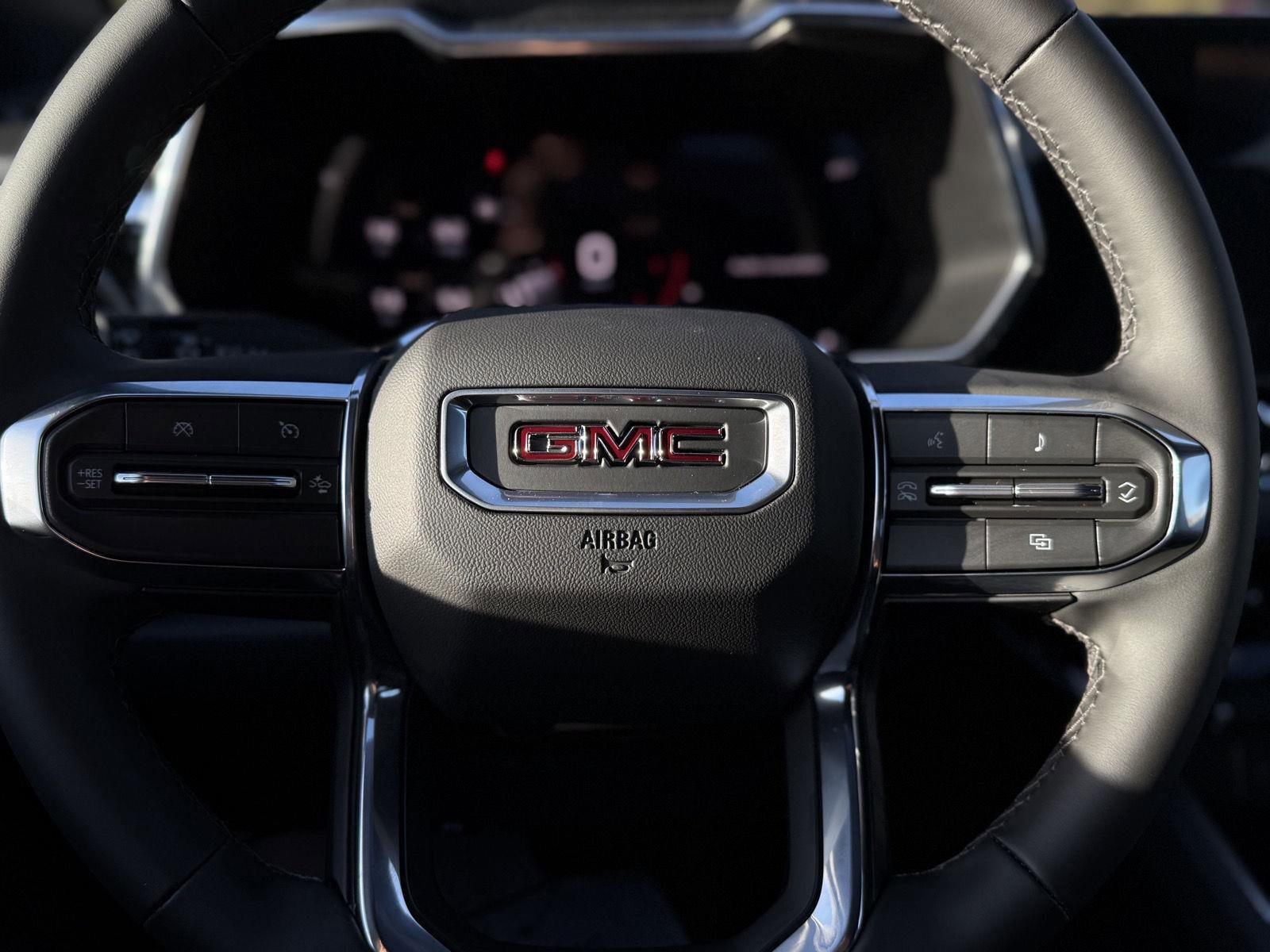 New 2026 GMC Canyon Elevation w/ Convenience Package image 16