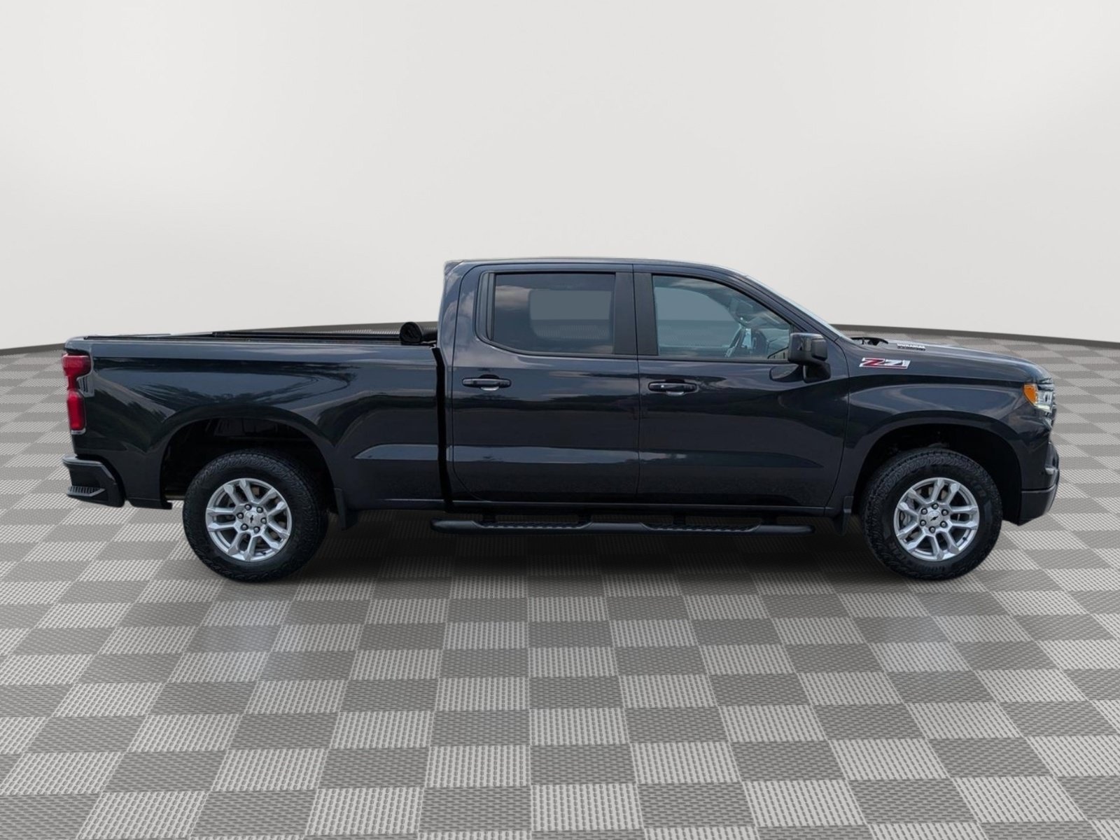 Used 2023 Chevrolet Silverado 1500 RST w/ Z71 Off-Road Package AWD/4WD image 6