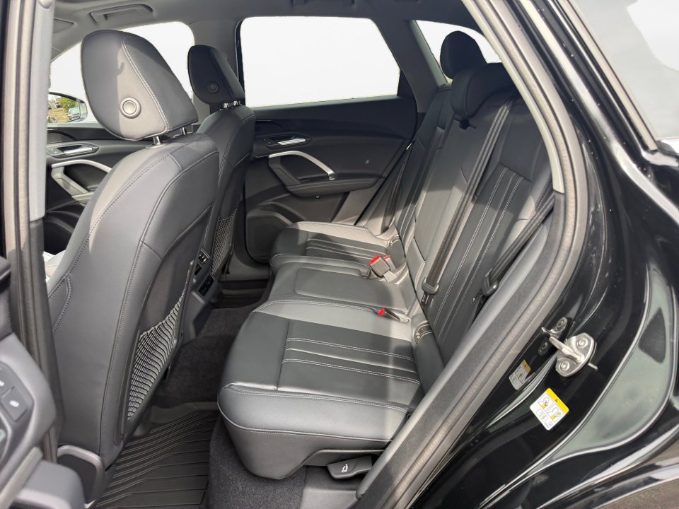 New 2025 Audi Q5 Premium image 13