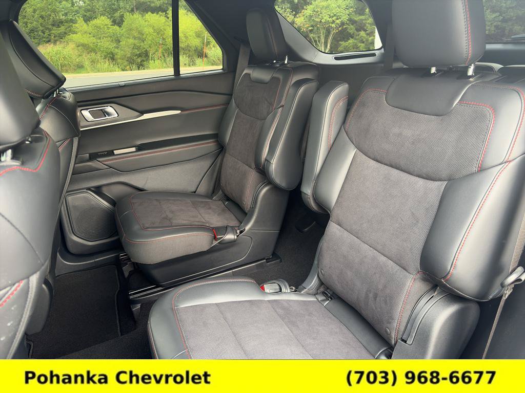 Used 2025 Ford Explorer ST AWD/4WD image 22