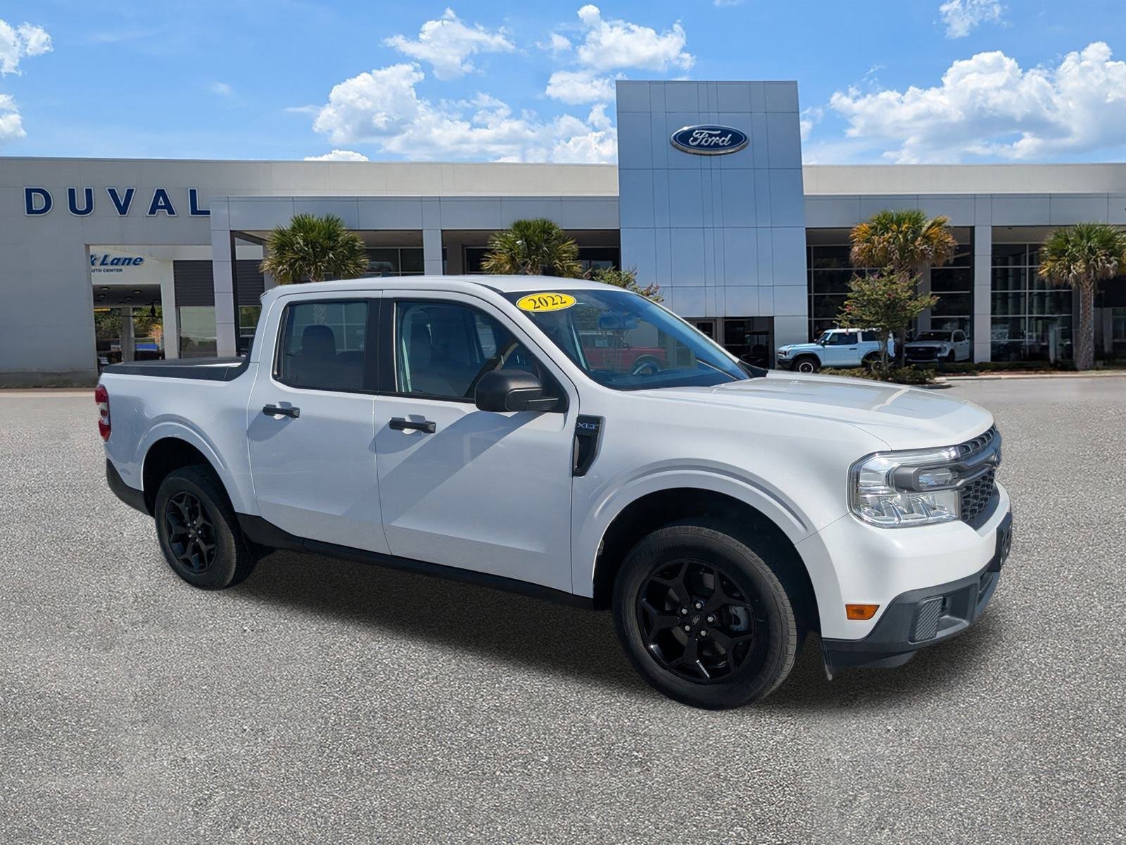 Used 2022 Ford Maverick XLT w/ Equipment Group 300A Standard image 2