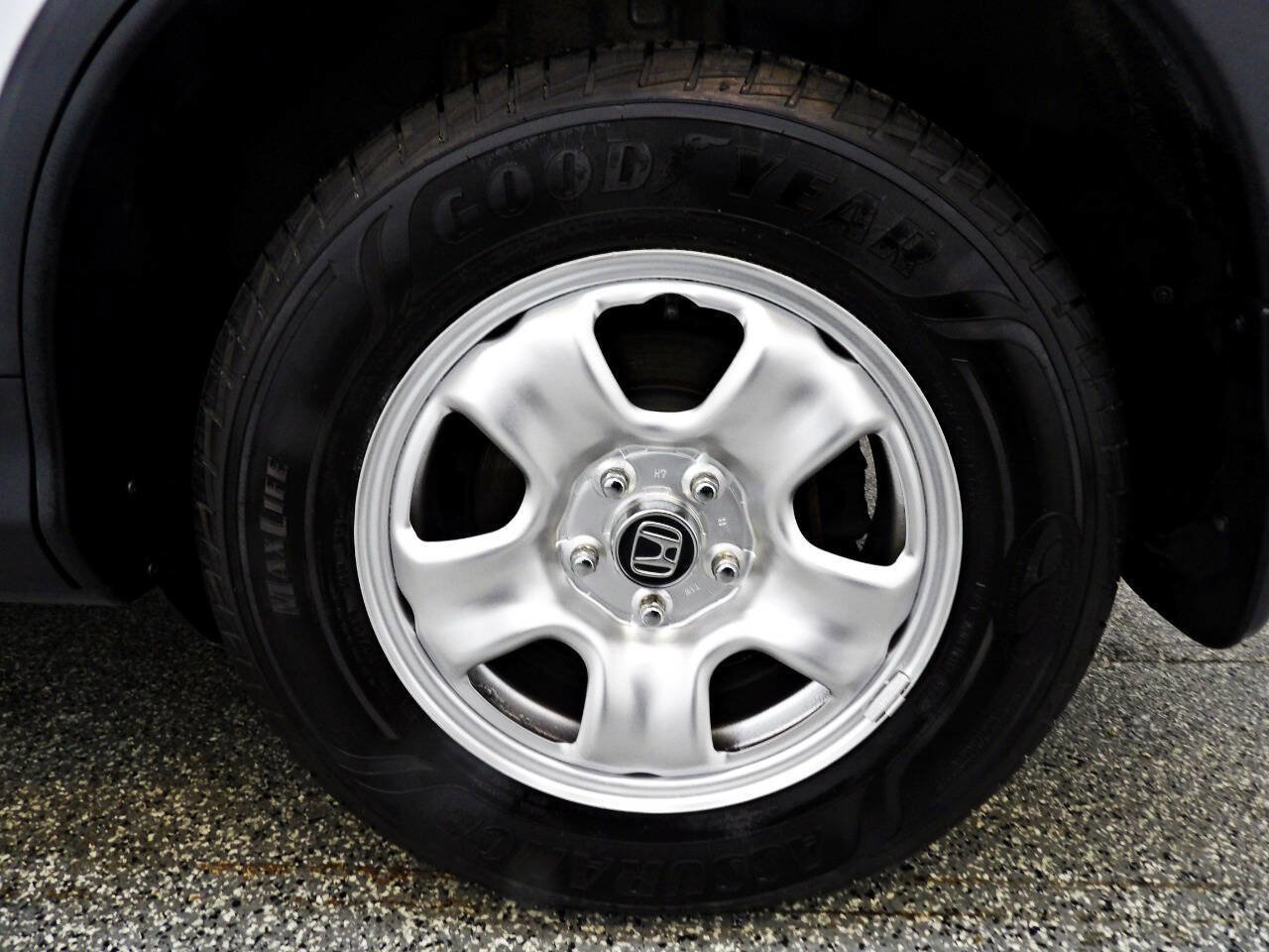 Used 2016 Honda CR-V LX image 19