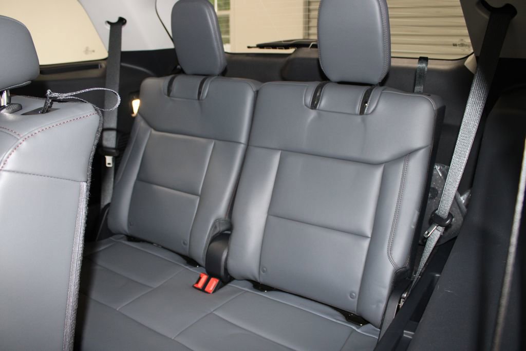 New 2026 Ford Explorer Active RWD image 27