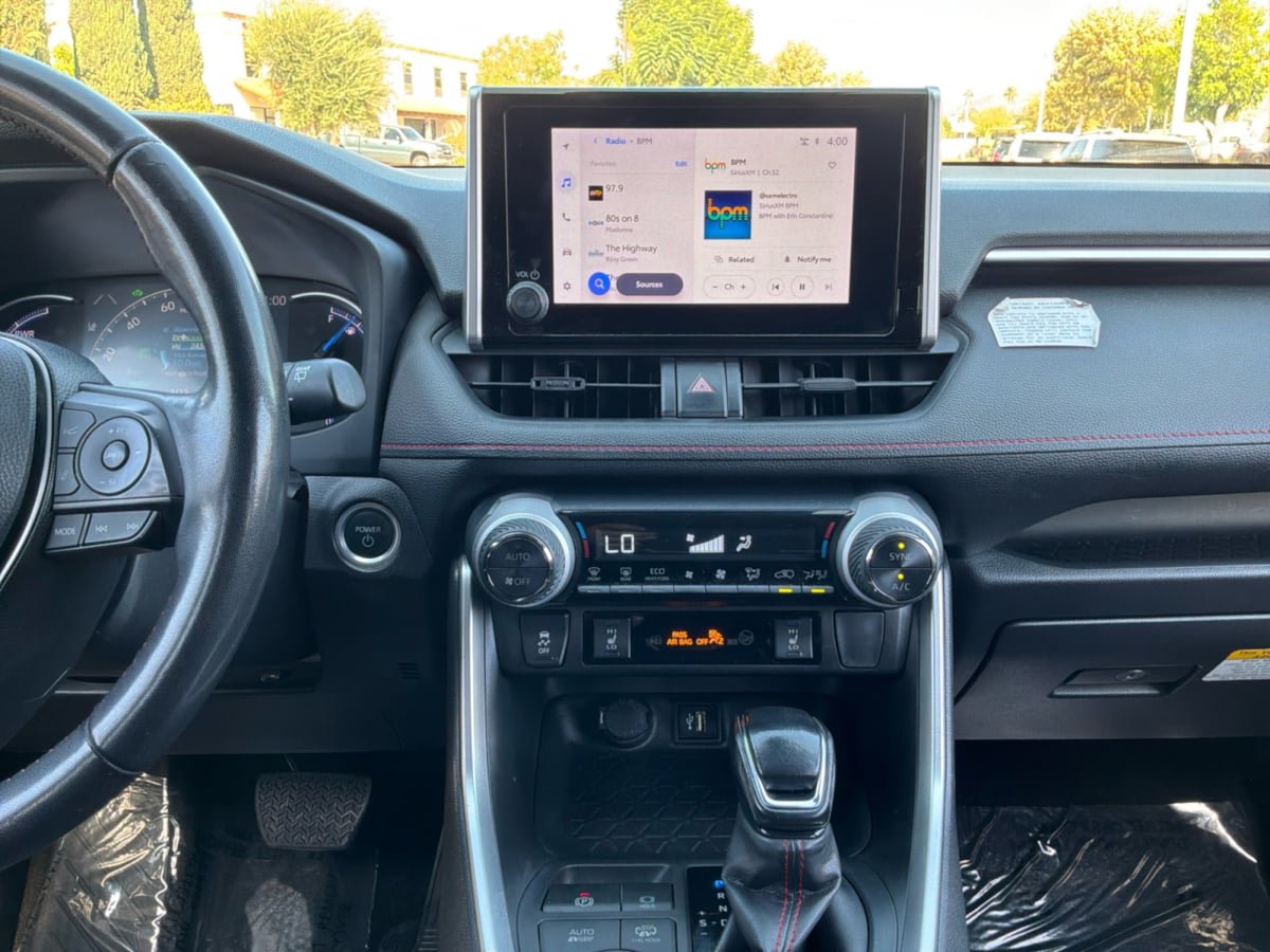 Used 2023 Toyota RAV4 SE w/ Weather & Moonroof Package AWD/4WD image 15