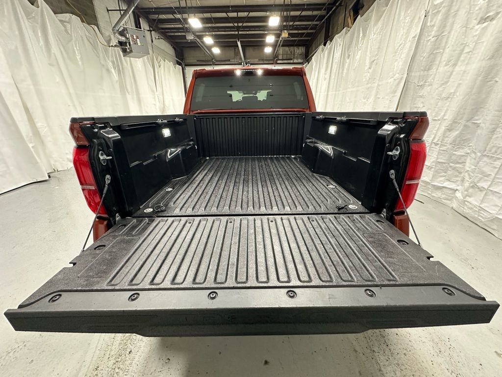 Used 2025 Toyota Tacoma TRD Off-Road image 46