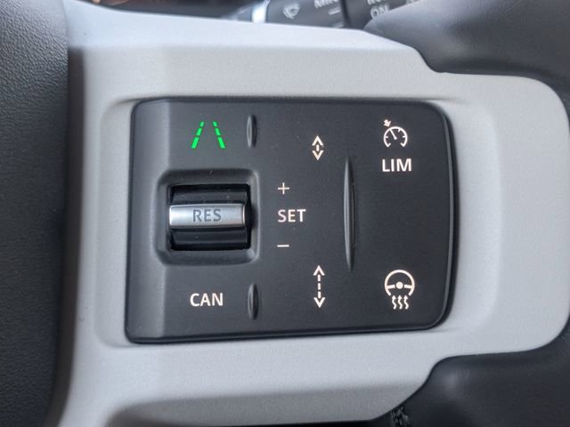 New 2026 Land Rover Defender 130 X-Dynamic SE image 24