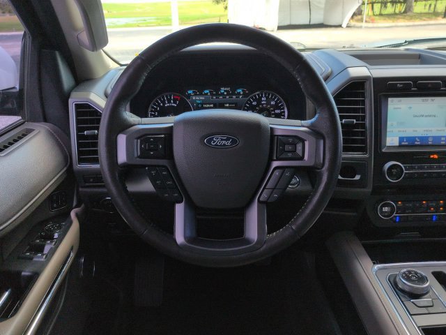 Used 2018 Ford Expedition Max XLT w/ Equipment Group 202A RWD image 18