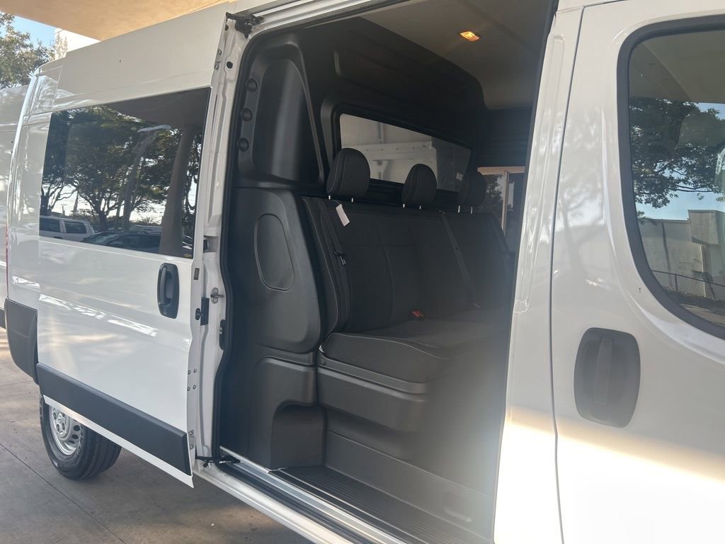 New 2025 RAM ProMaster 3500 w/ Crew Van Package image 21