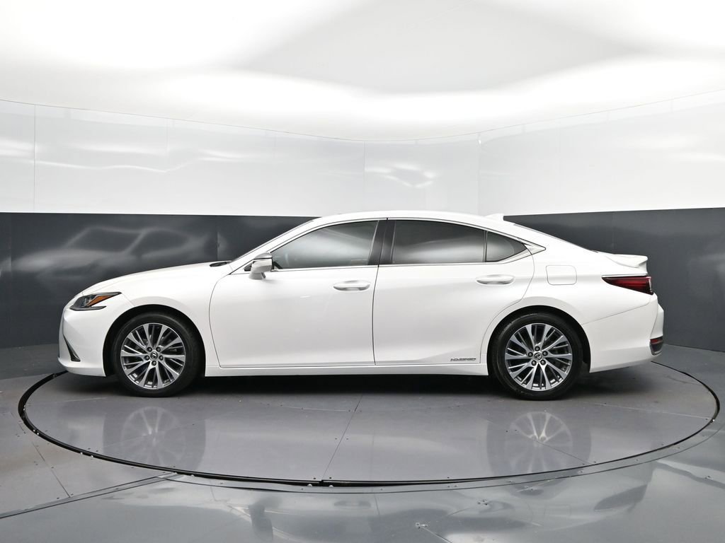 Used 2021 Lexus ES 300h w/ Premium Package FWD image 4