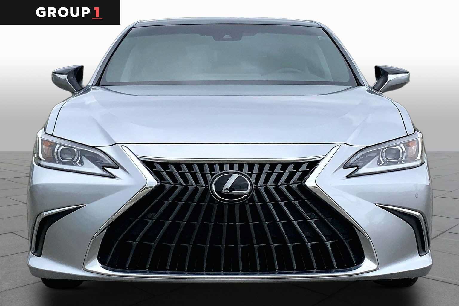 Used 2024 Lexus ES 350 w/ Premium Package FWD image 4