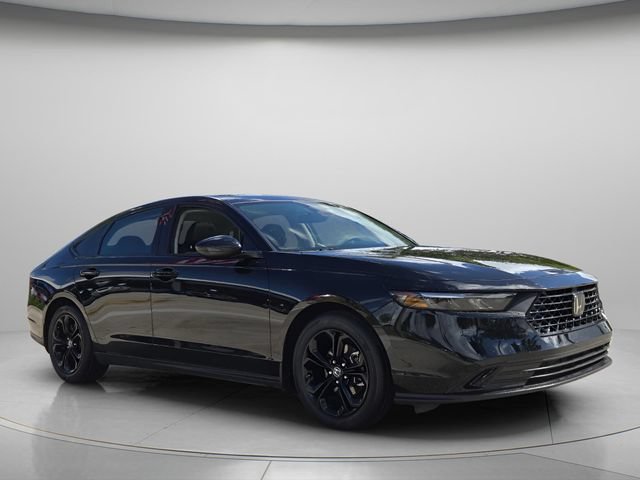 Used 2025 Honda Accord SE image 8