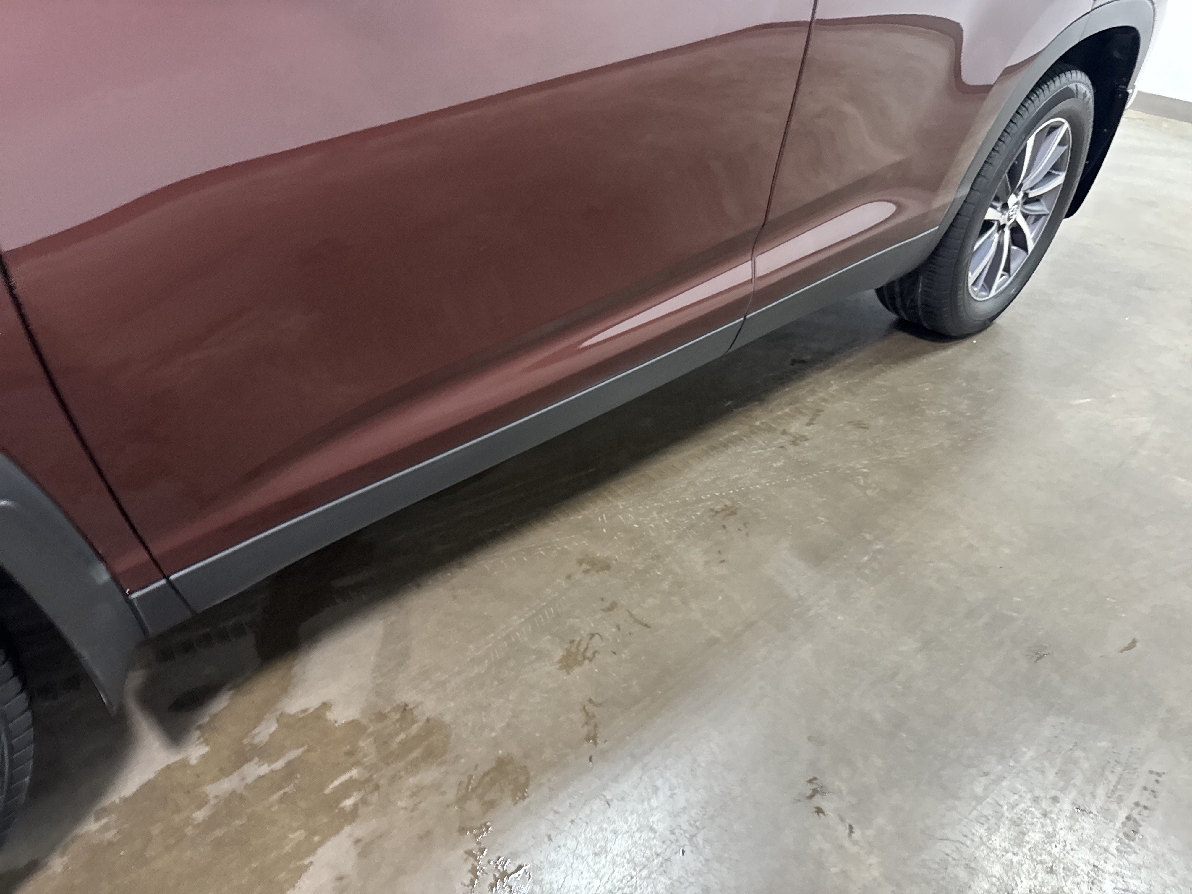 Used 2019 Toyota Highlander XLE AWD/4WD image 10