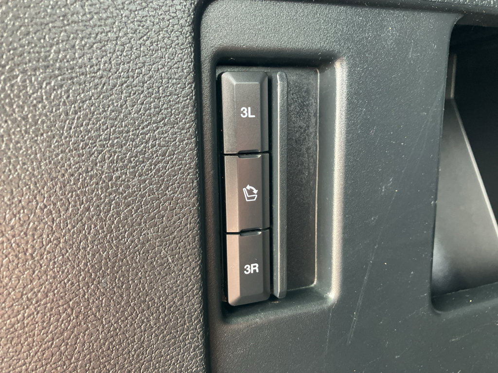 Used 2020 Ford Expedition Max XL AWD/4WD image 31