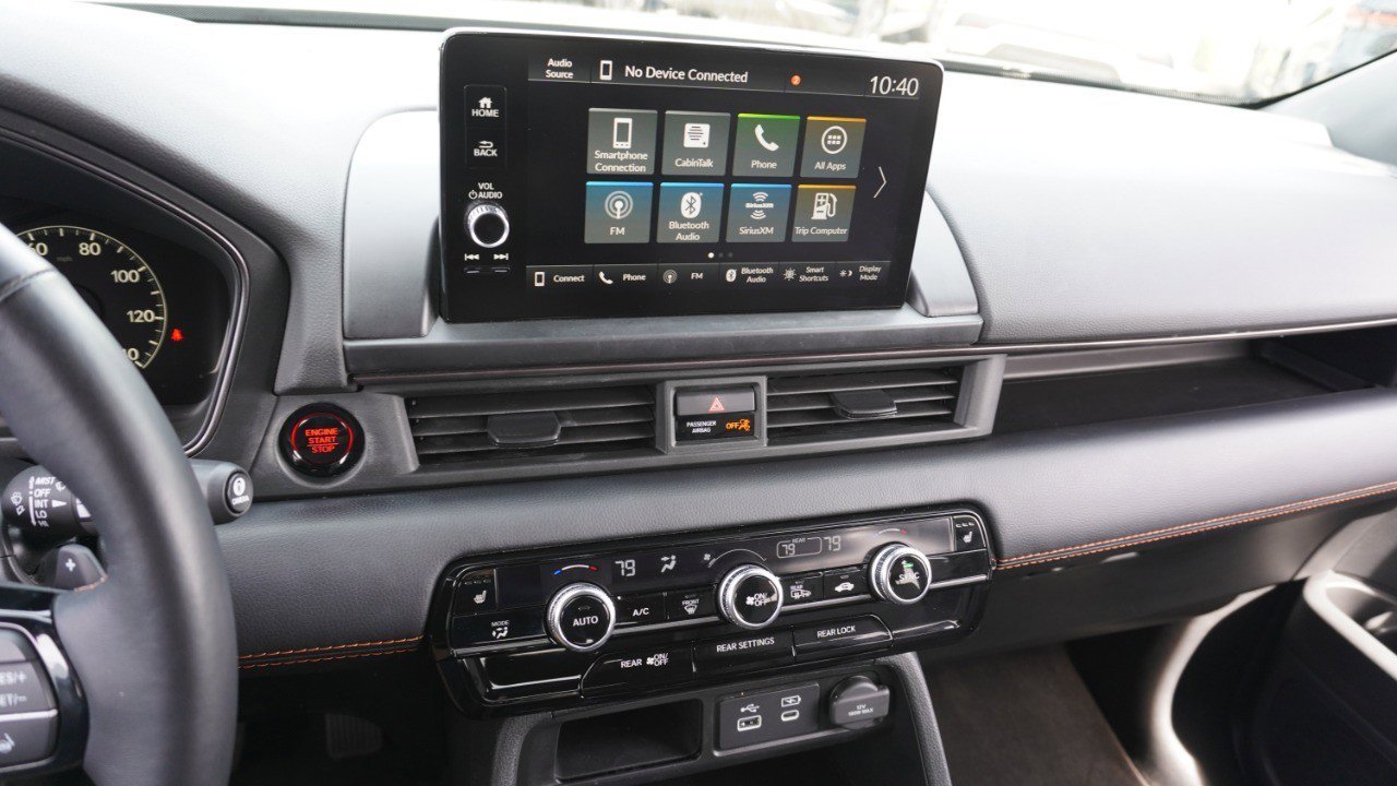 Used 2023 Honda Pilot TrailSport image 16