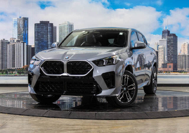 New 2027 BMW X2 xDrive28i w/ M Sport Package AWD/4WD image 2