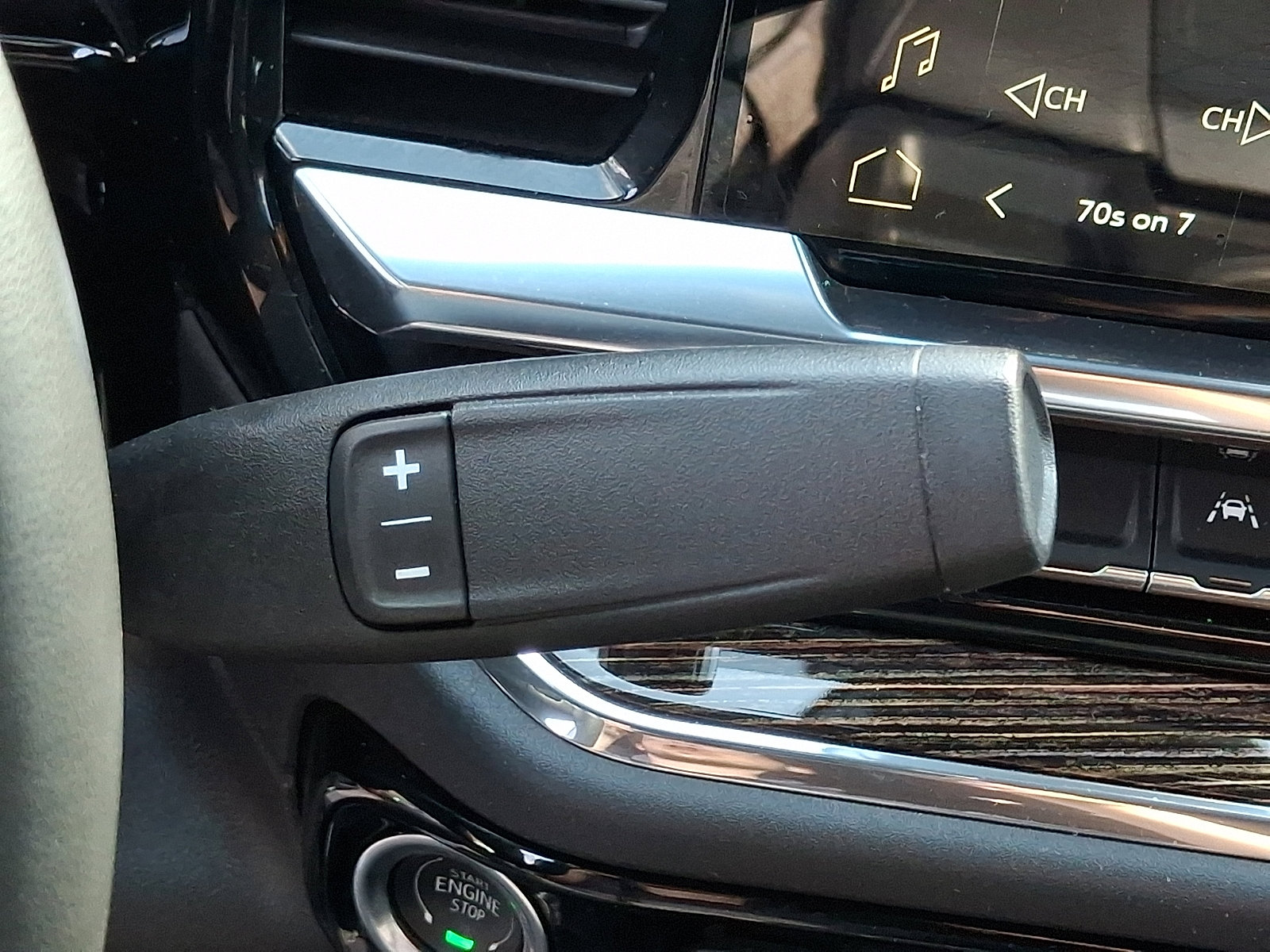 Used 2024 GMC Sierra 1500 Elevation image 15