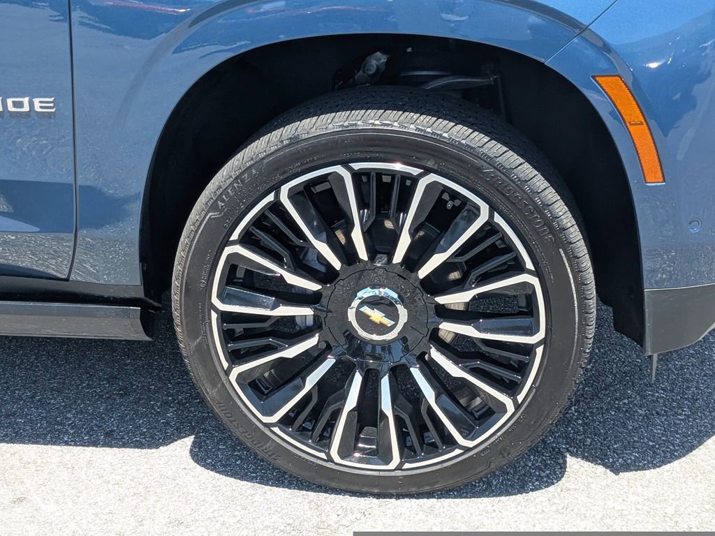 Certified 2026 Chevrolet Tahoe High Country AWD/4WD image 10