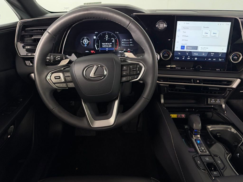 Used 2025 Lexus RX 350 FWD w/ Technology Package image 12
