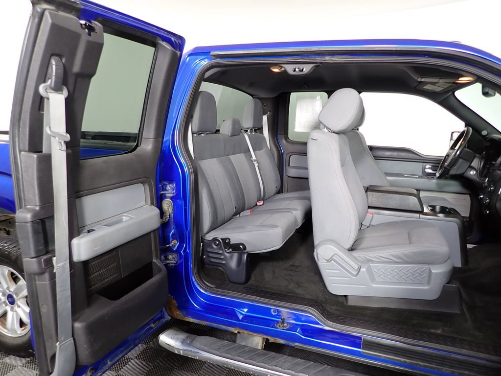 Used 2013 Ford F150 XLT w/ Mid Equipment Group AWD/4WD image 29