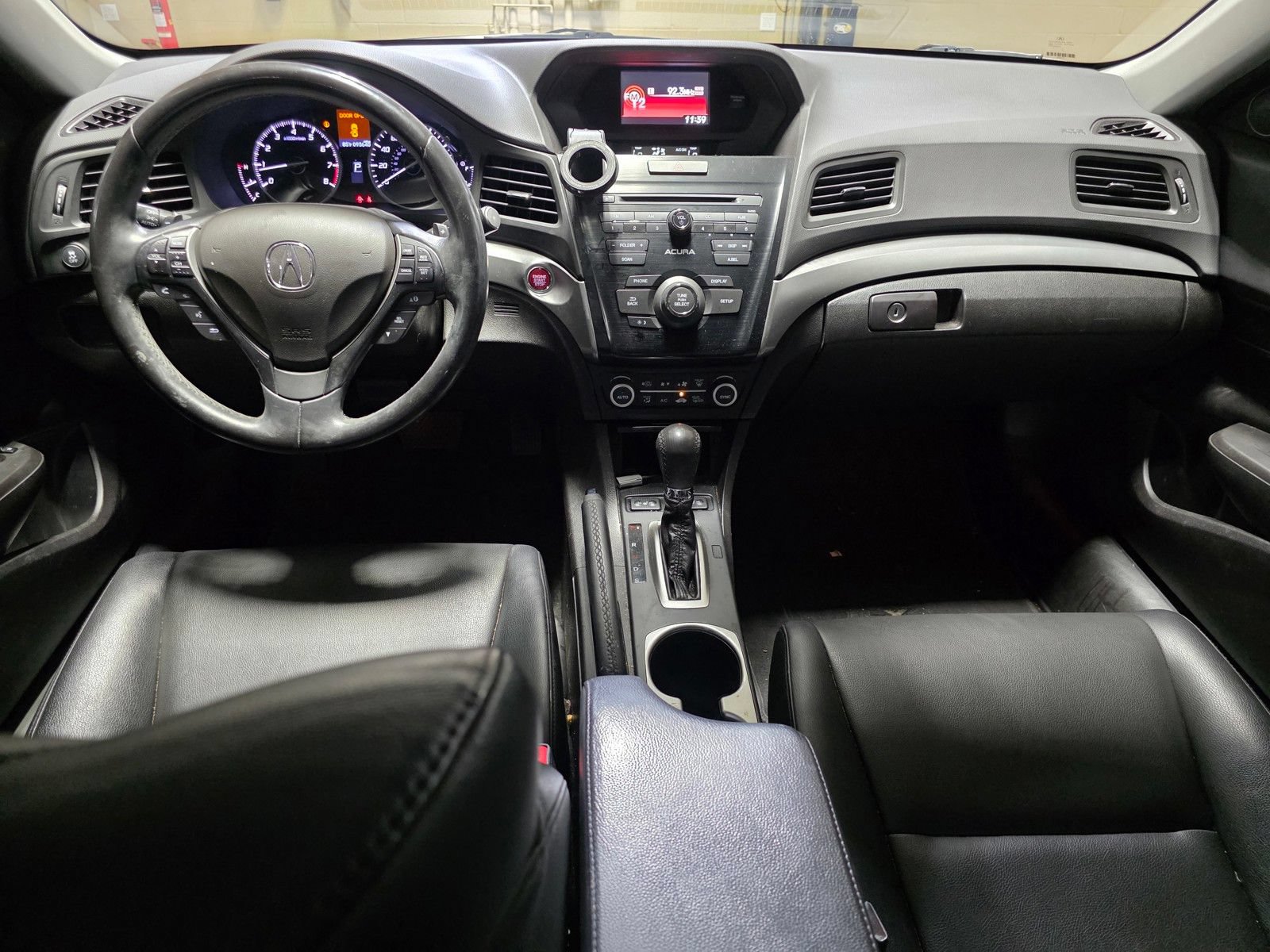 Used 2017 Acura ILX w/ AcuraWatch Plus Package FWD image 14