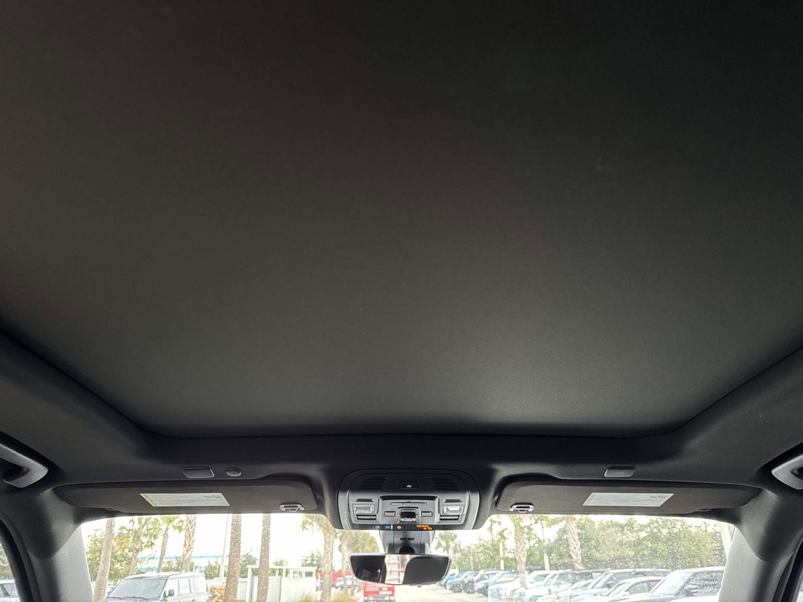 Used 2021 GMC Yukon XL Denali w/ Denali Ultimate Package image 19