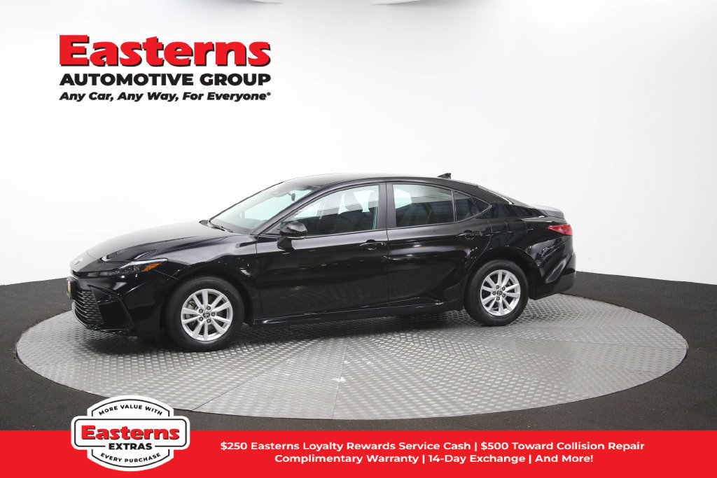 Used 2026 Toyota Camry LE FWD image 59