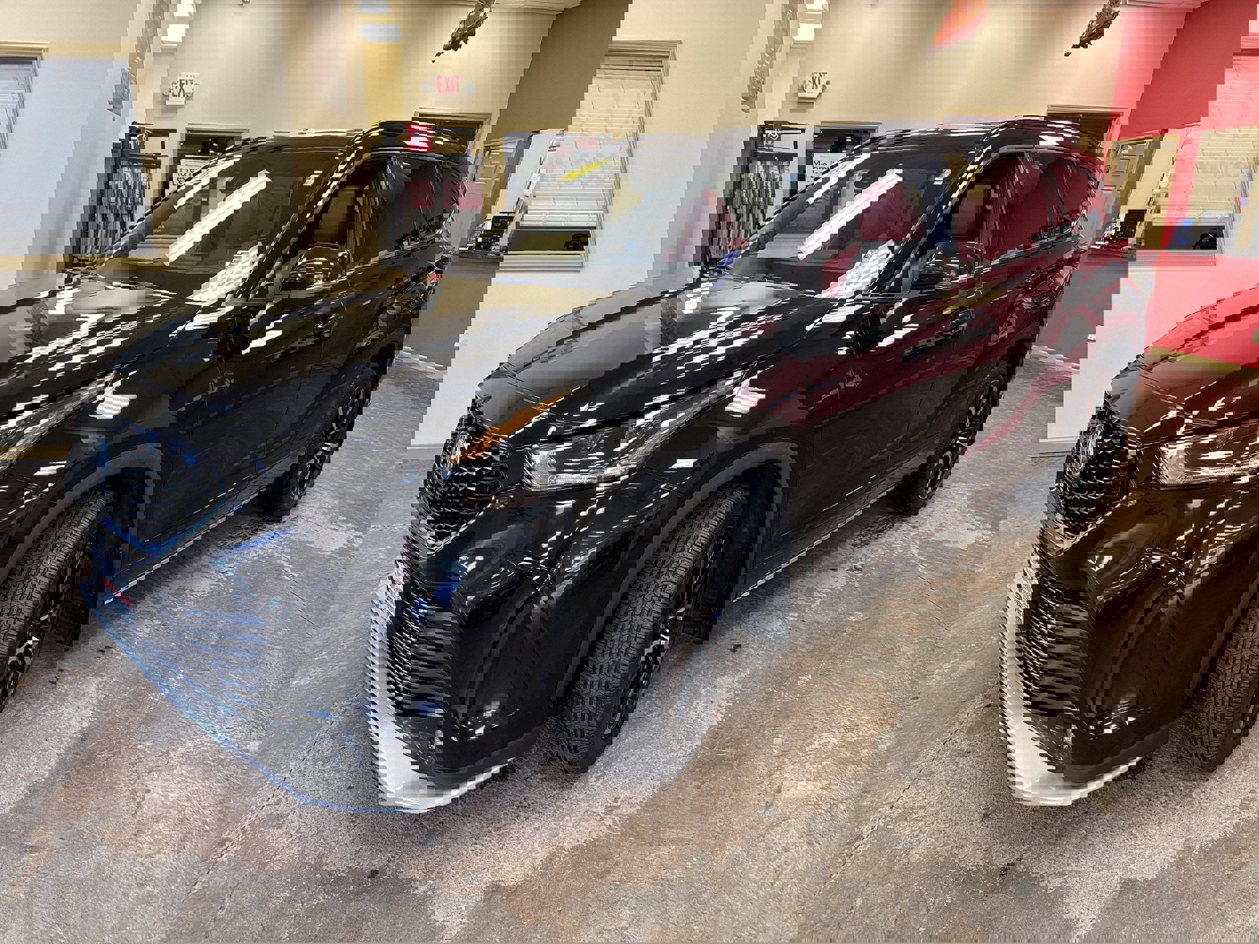 Used 2022 Toyota Highlander XSE image 3