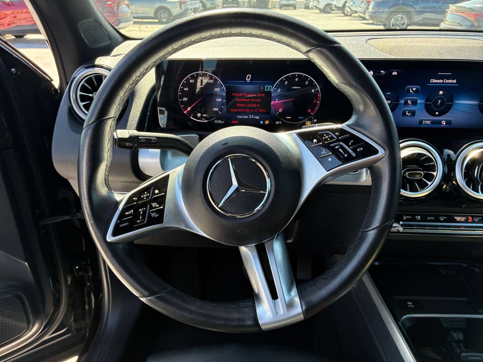 Used 2025 Mercedes-Benz GLB 250 4MATIC image 30
