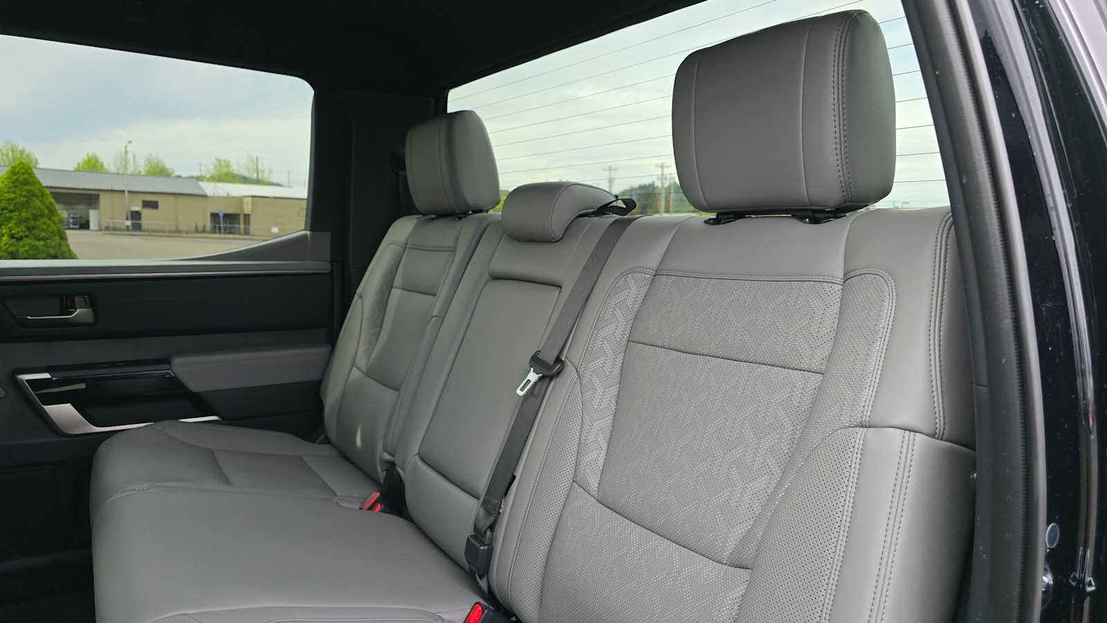 Certified 2025 Toyota Tundra Limited w/ TRD Off-Road Package AWD/4WD image 19