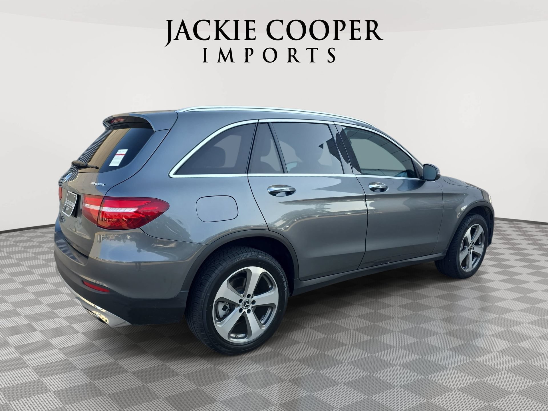 Used 2019 Mercedes-Benz GLC 300 4MATIC image 5