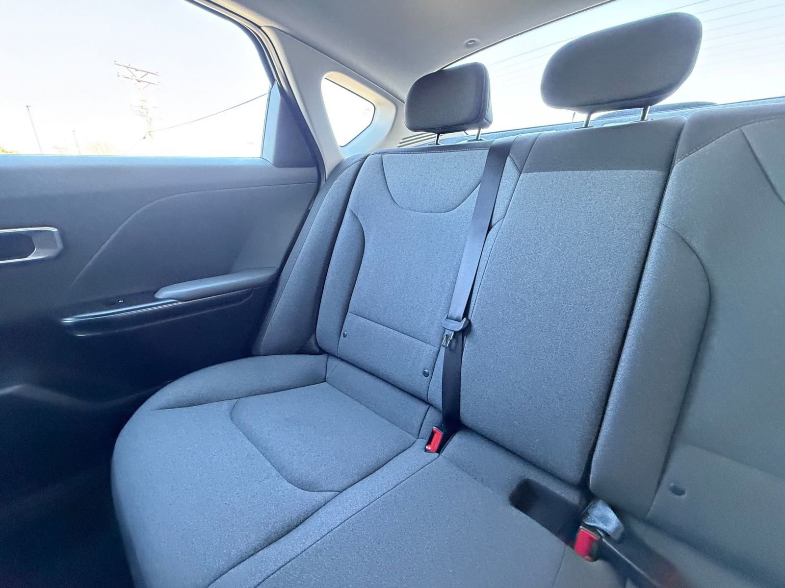 Used 2025 Kia K4 LXS image 37