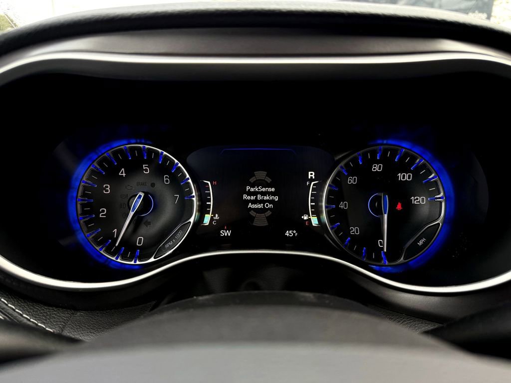 New 2026 Chrysler Pacifica Select image 20