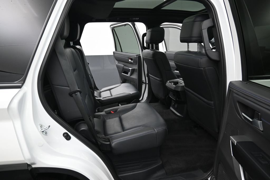 Certified 2025 Toyota Sequoia Platinum AWD/4WD image 35