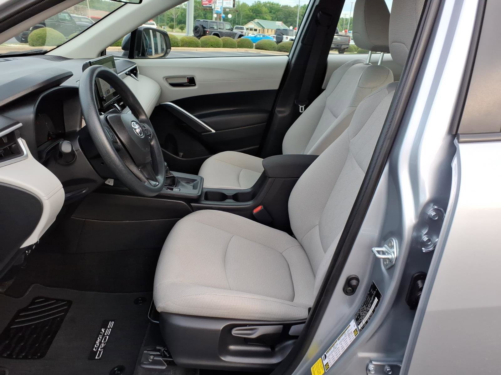Used 2026 Toyota Corolla Cross L FWD image 13