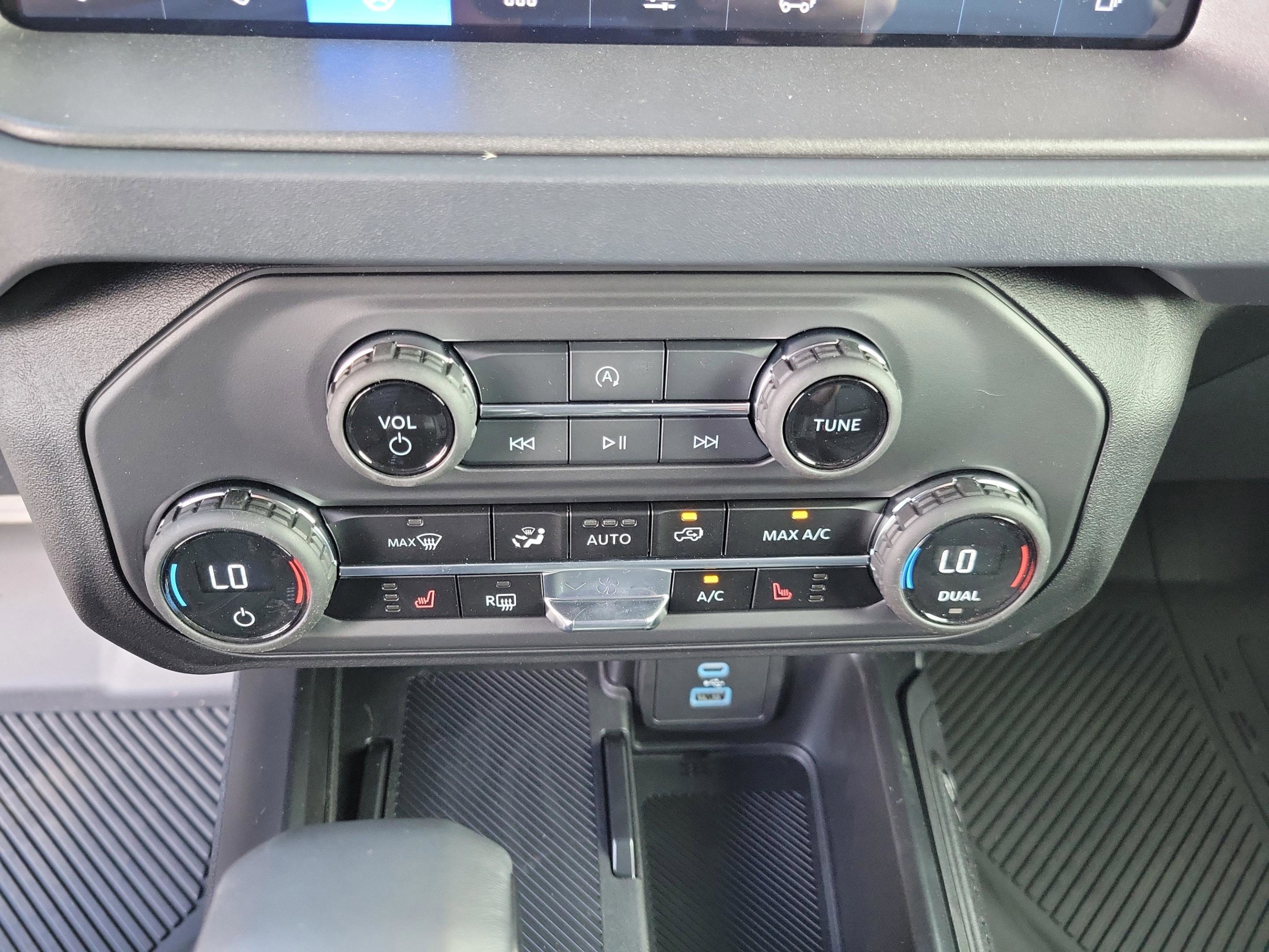 New 2025 Ford Bronco Big Bend image 27