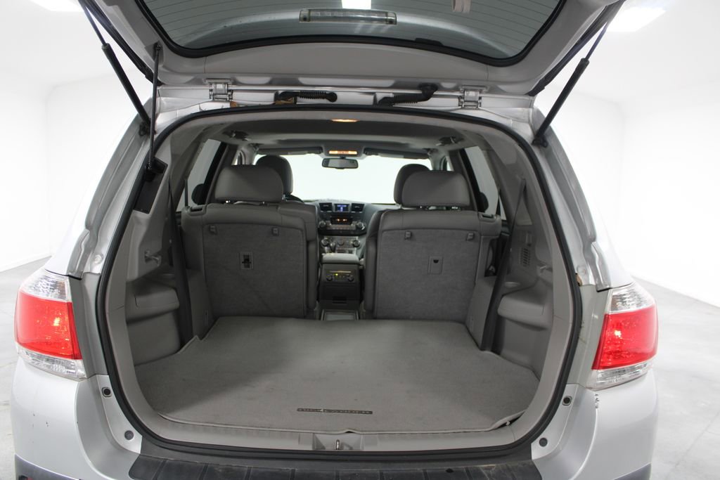 Used 2012 Toyota Highlander SE image 13