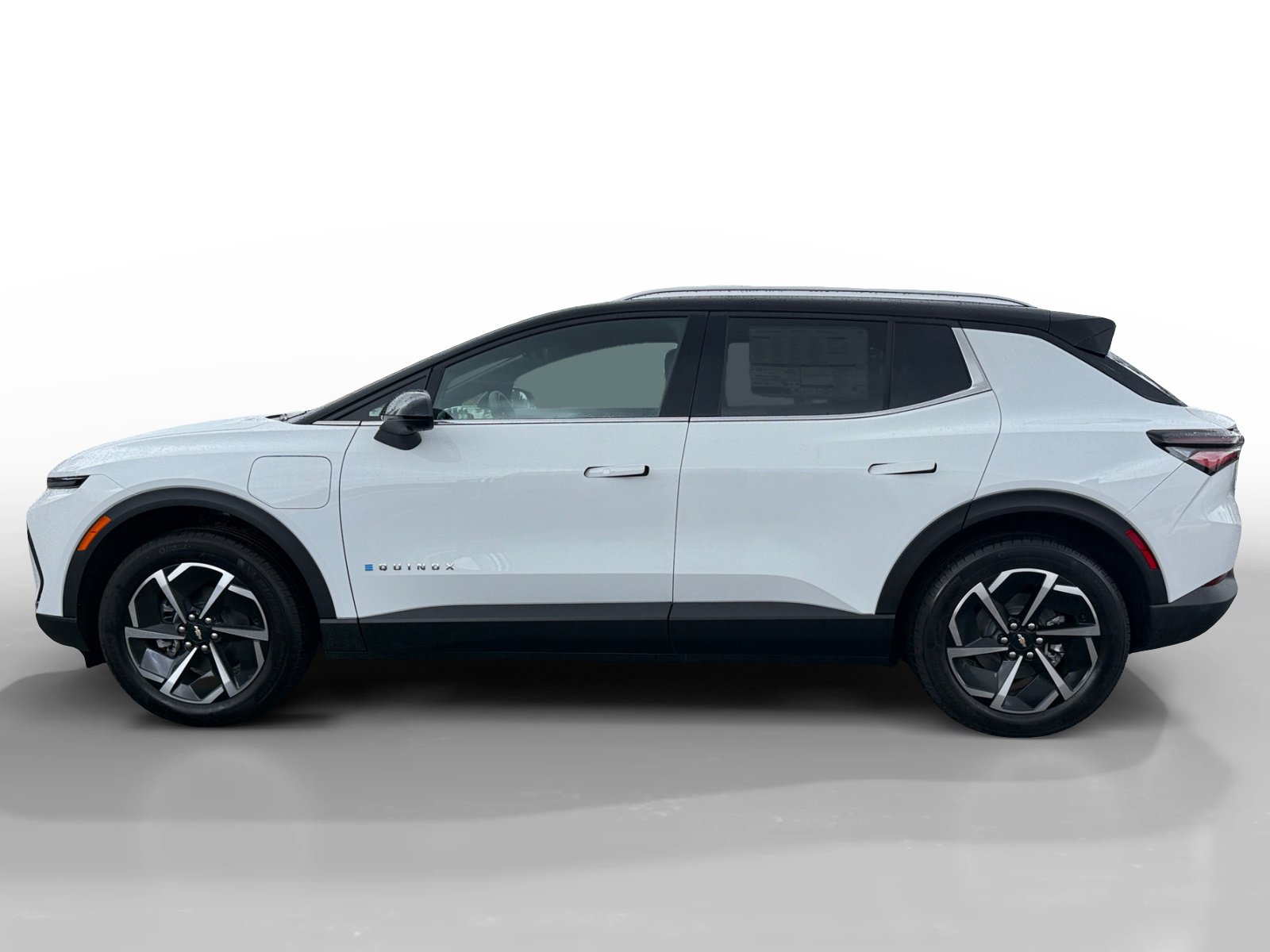 New 2026 Chevrolet Equinox EV LT image 2