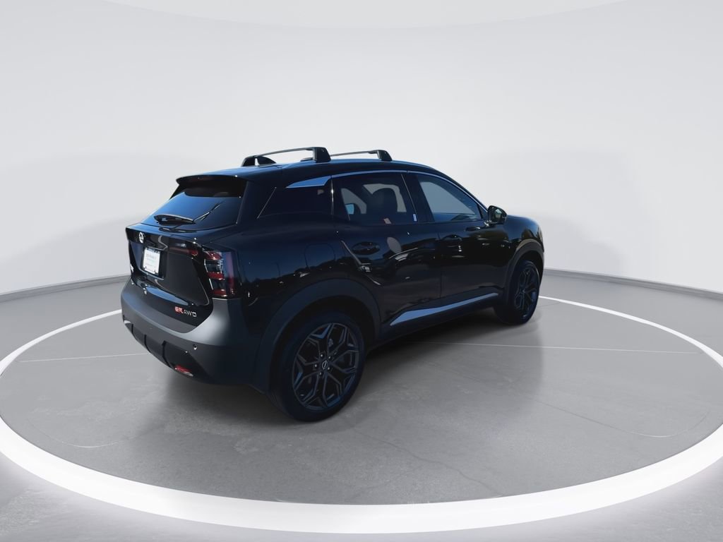 New 2026 Nissan Kicks SR w/ SR Premium Package AWD/4WD image 8