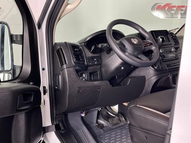 Used 2025 RAM ProMaster 2500 w/ Convenience Group FWD image 22