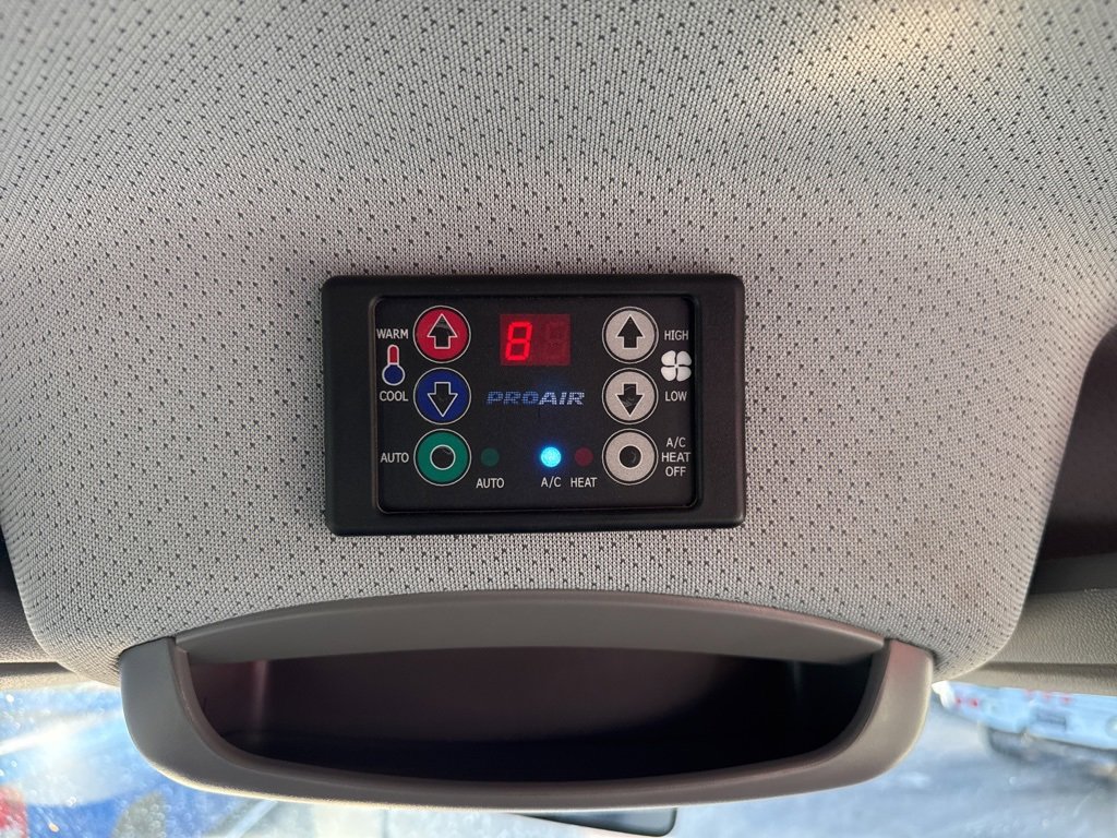 Used 2017 Mercedes-Benz Sprinter 144 Cargo image 20