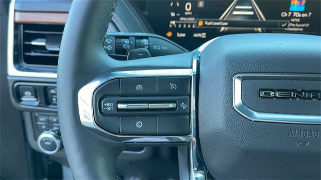 Used 2025 GMC Yukon XL Denali image 24