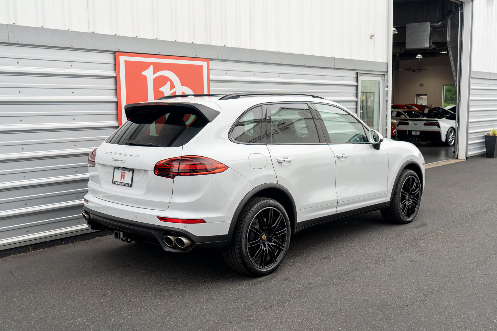 Used 2018 Porsche Cayenne S AWD/4WD image 39
