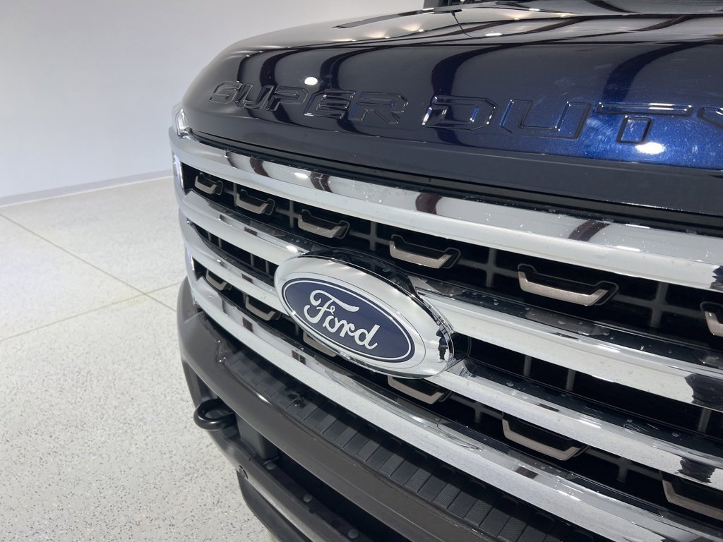 Used 2024 Ford F350 King Ranch w/ FX4 Off-Road Package image 28