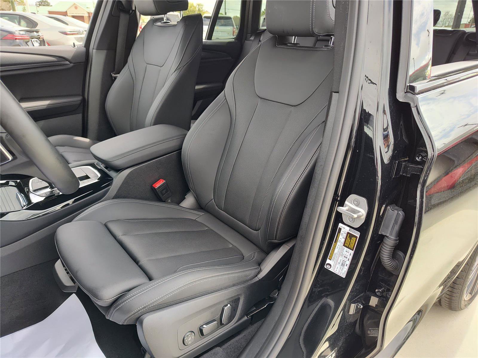 Certified 2024 BMW X3 sDrive30i w/ Premium Package w/ZPA image 18