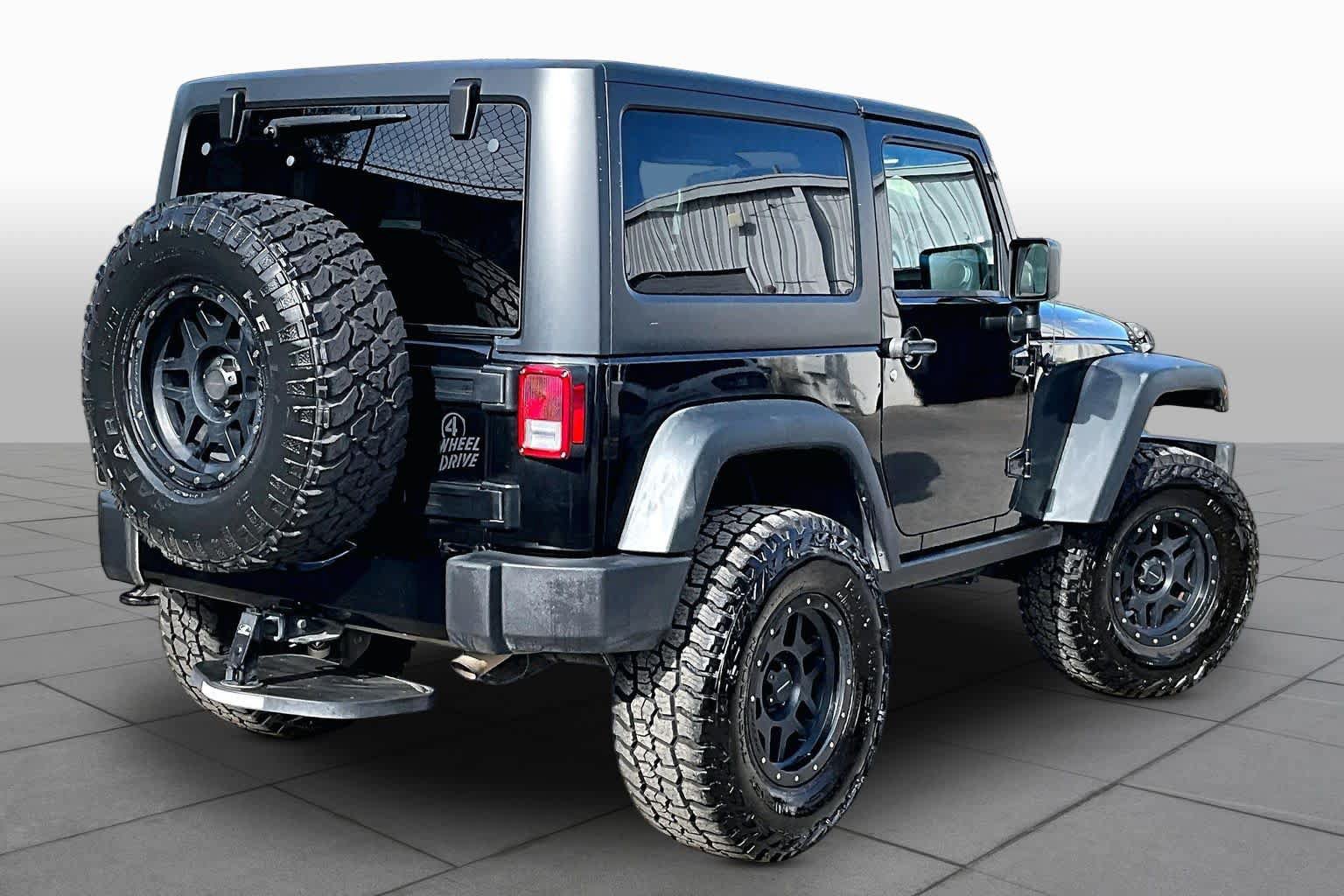 Used 2016 Jeep Wrangler Sport AWD/4WD image 7