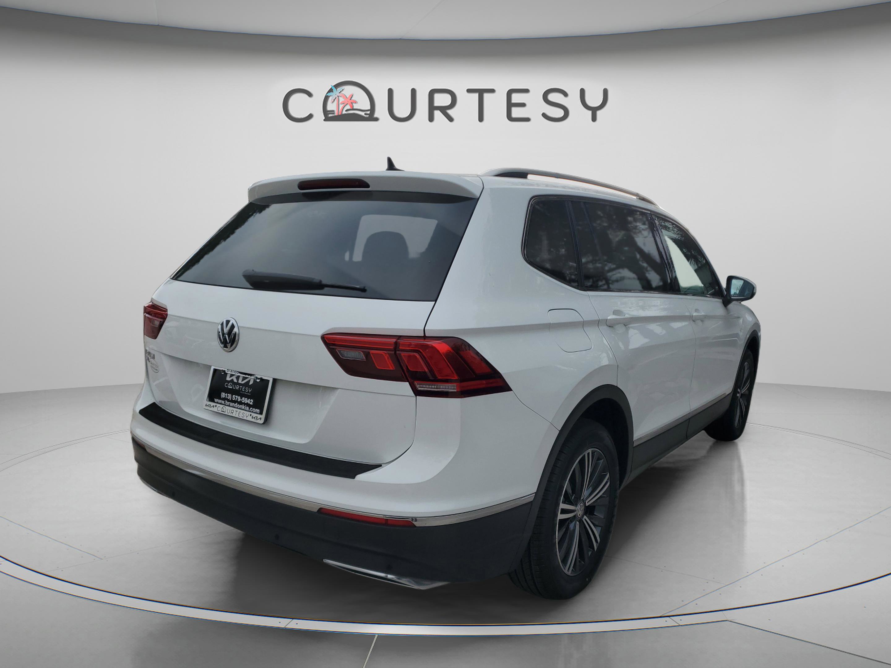 Used 2019 Volkswagen Tiguan S FWD image 3