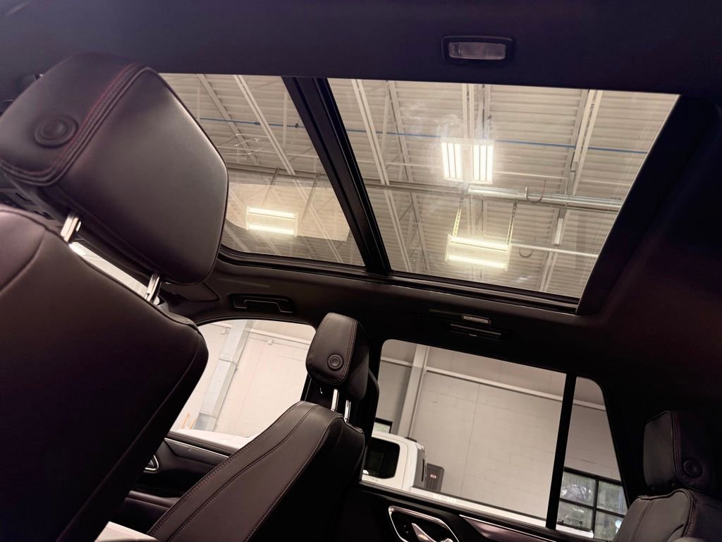 Used 2023 Chevrolet Tahoe RST w/ Luxury Package image 23